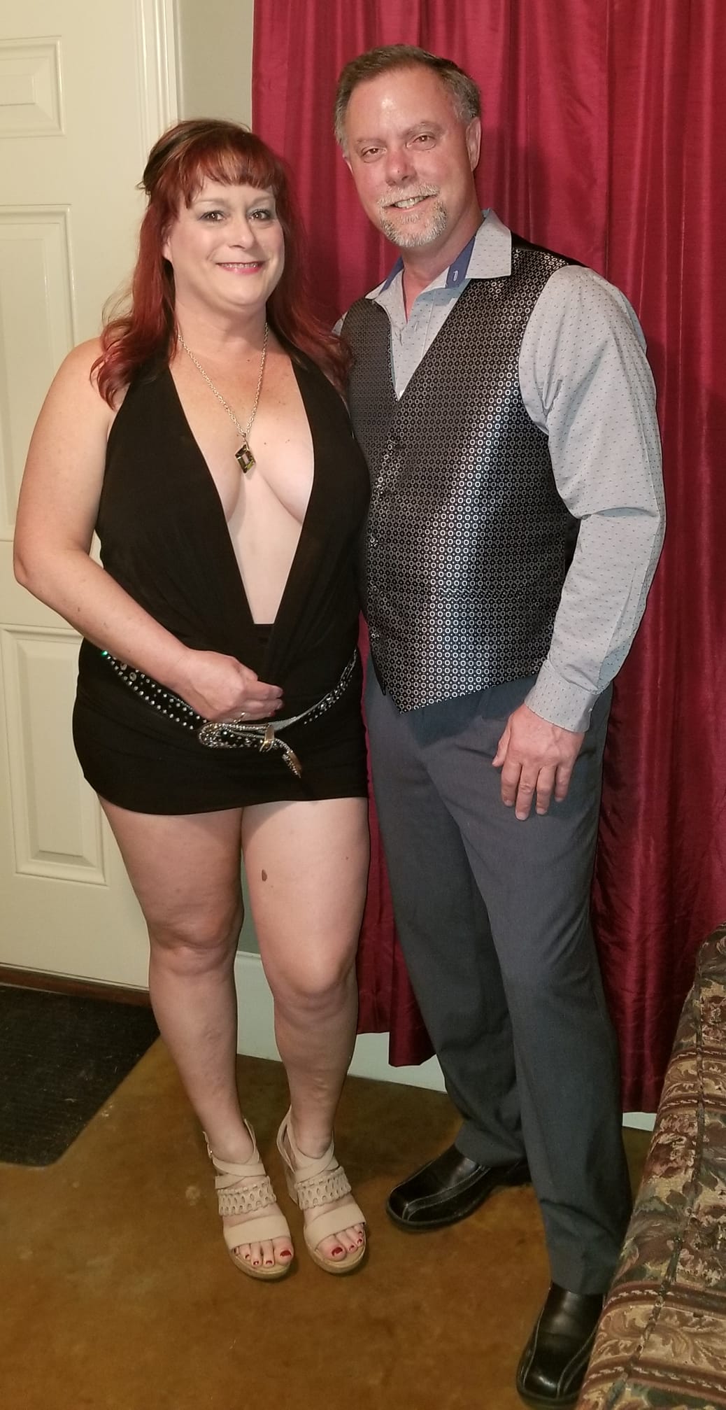 swingers mew years party